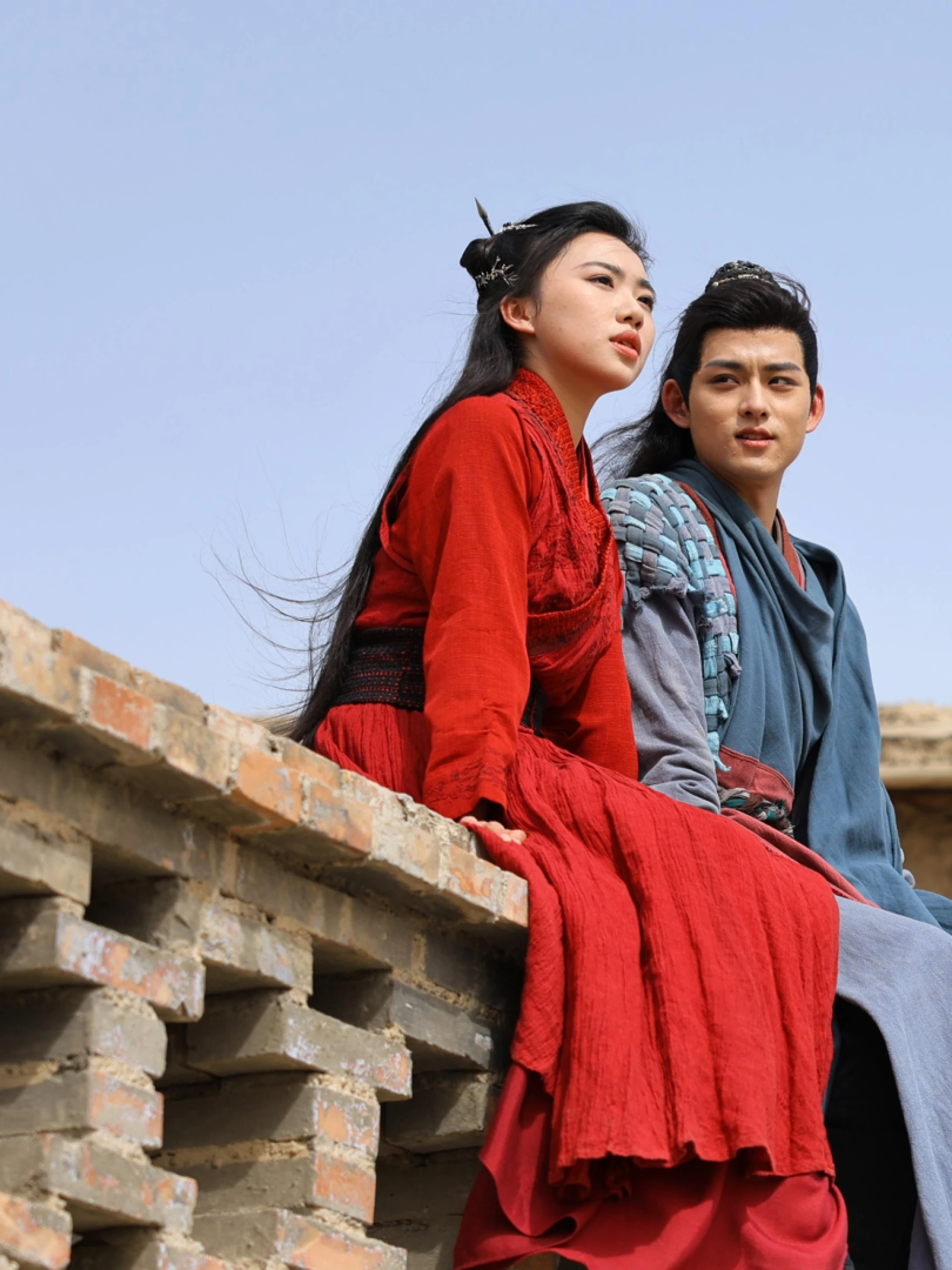 Tân Long Môn Khách Sạn 新龙门客栈